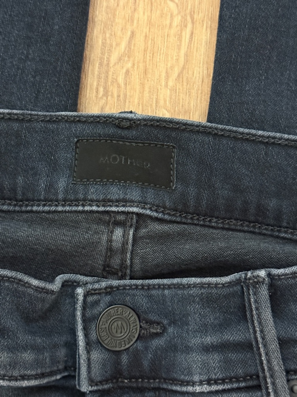 MOTHER Jeans The Rascal Ankle Snippet - Picture 7 of 7